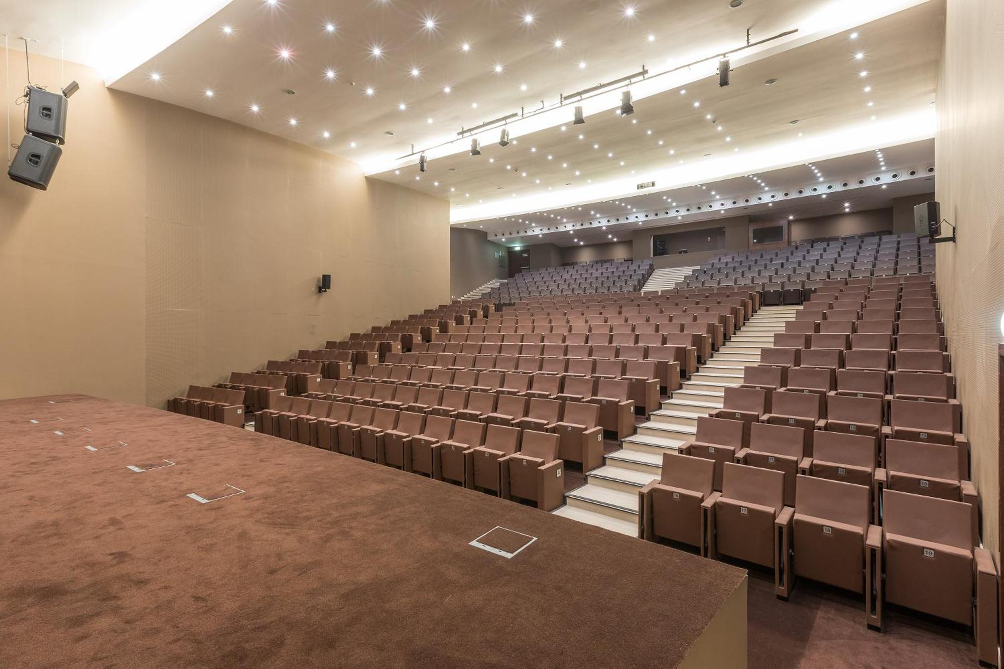 เซาราฟาเอล อัตลันติโก Hotel อัลบูเฟรา ภายนอก รูปภาพ Auditorium
